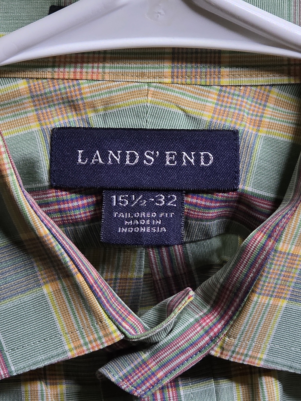 Lands' End Men's Multicolor Plaid Button-Down Shirt - Picture 2 of 3